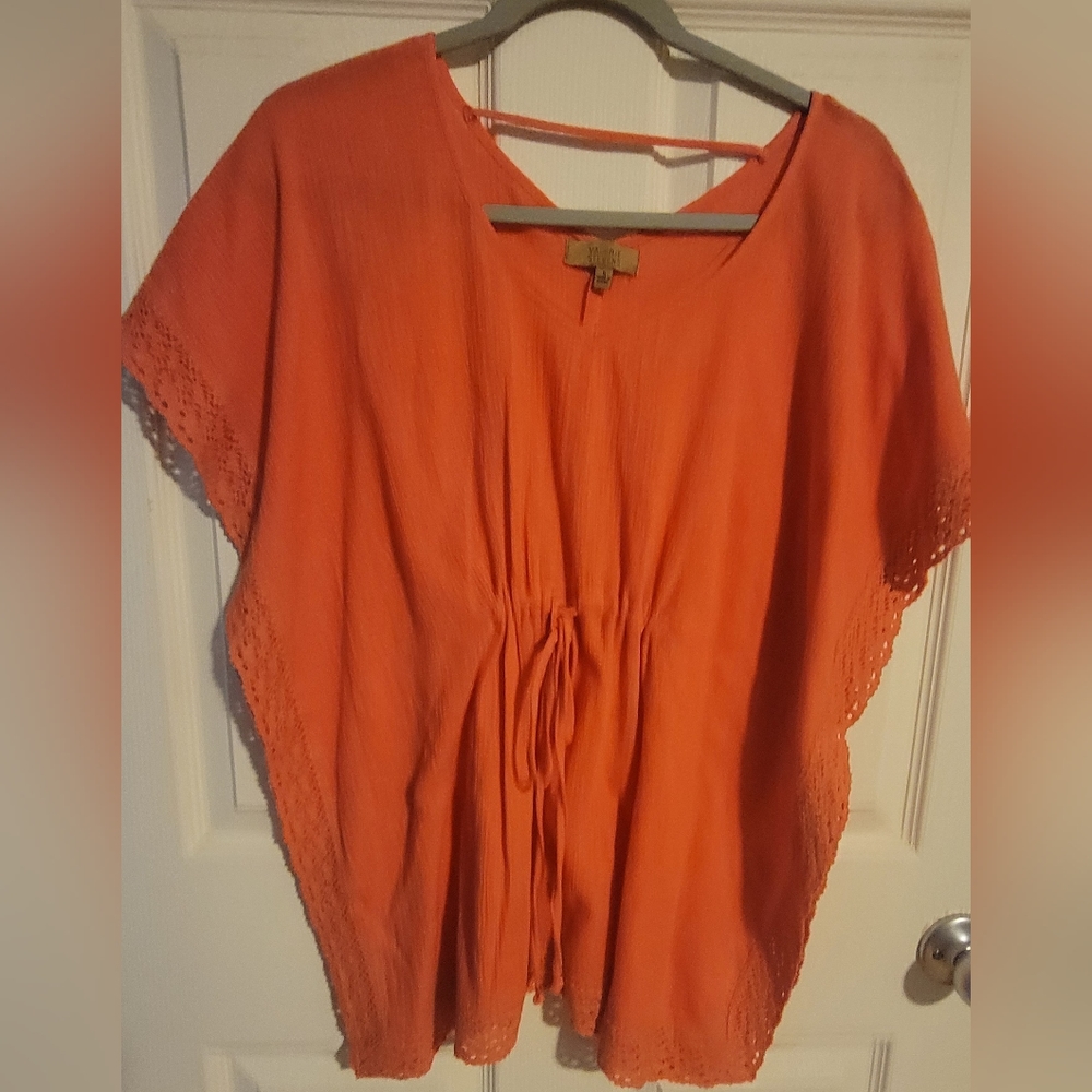 Valerie Stevens women's top Orange S